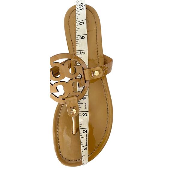 Tory Burch Miller Patent Leather Thong Sandals Flip Flops Beige Tan Size 10.5 - Picture 3 of 10